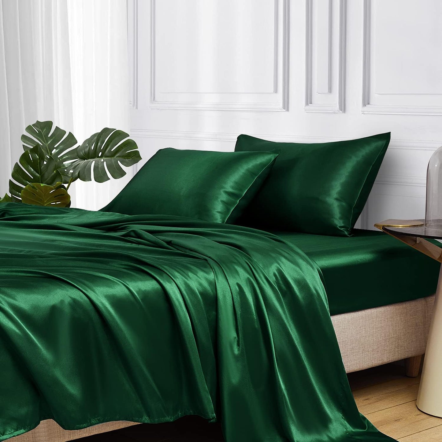 Luxe Satijnen Queens Beddengoed Set, 4-Delig met Diepe Zakken van 15 Inch (Zwart)