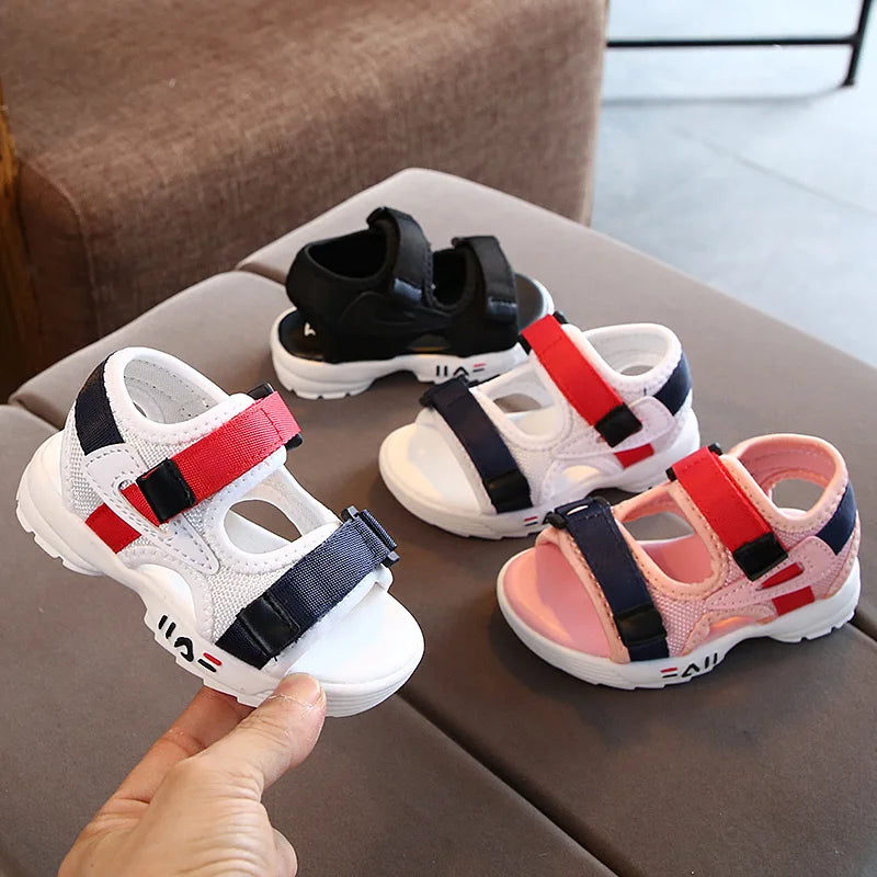 Kinder Sandalen