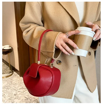 Retro Purse and Handbag Fashionable Women